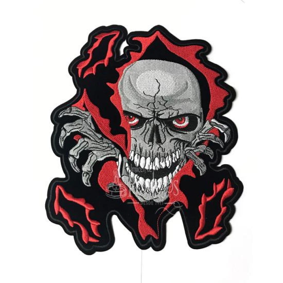Aplicacion calavera ojos rojos