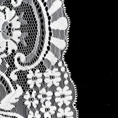 Rectangular Mantilla 015 | Haberdashery Online Pontejos 2