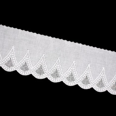 128 embroidered strip | Haberdashery Online Pontejos