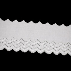 177 embroidered strip | Haberdashery Online Pontejos